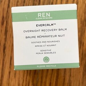 Ren Evercalm™ Overnight Recovery Balm